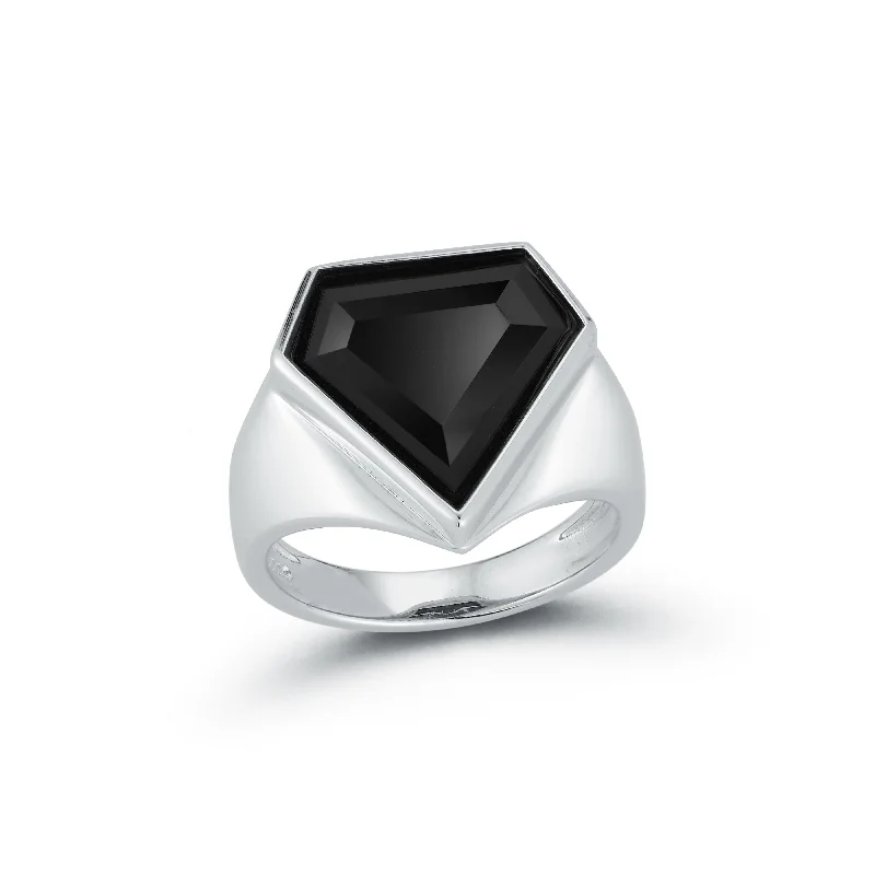 Women’s diamond wedding rings-Onyx  Pentagon Ring