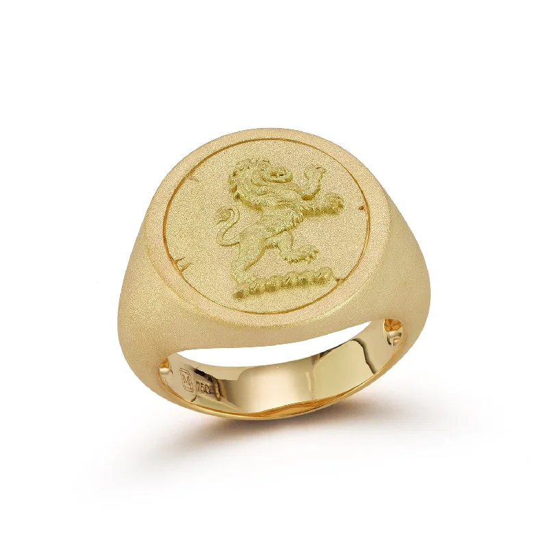 Women’s band rings-18kt Lion Ring