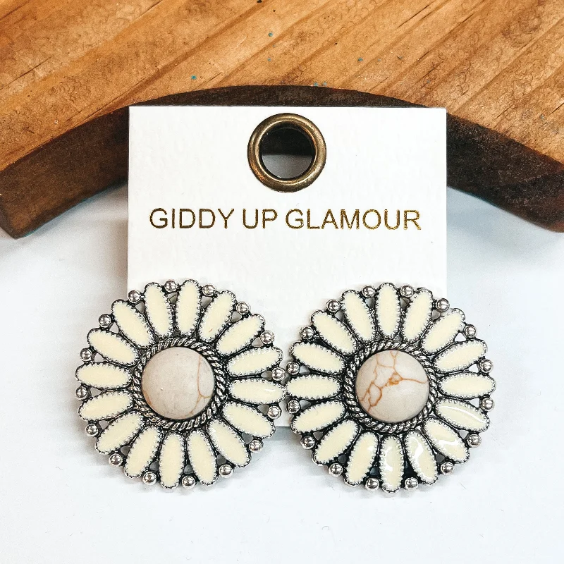 Women’s minimalist earrings-Circle Concho Cluster Epoxy Stud Earrings in Ivory