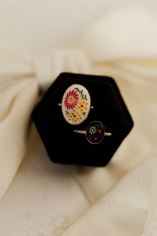 Women’s multi-colored gemstone rings-Bouquet Vintage Floral Ring