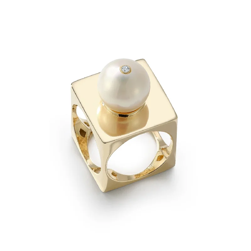 Women’s cluster rings-14kt Pearl Cube Ring