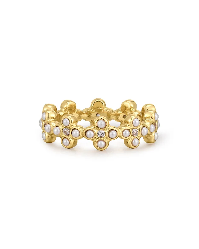 Women’s eternity rings-The Daisy Stud Ring