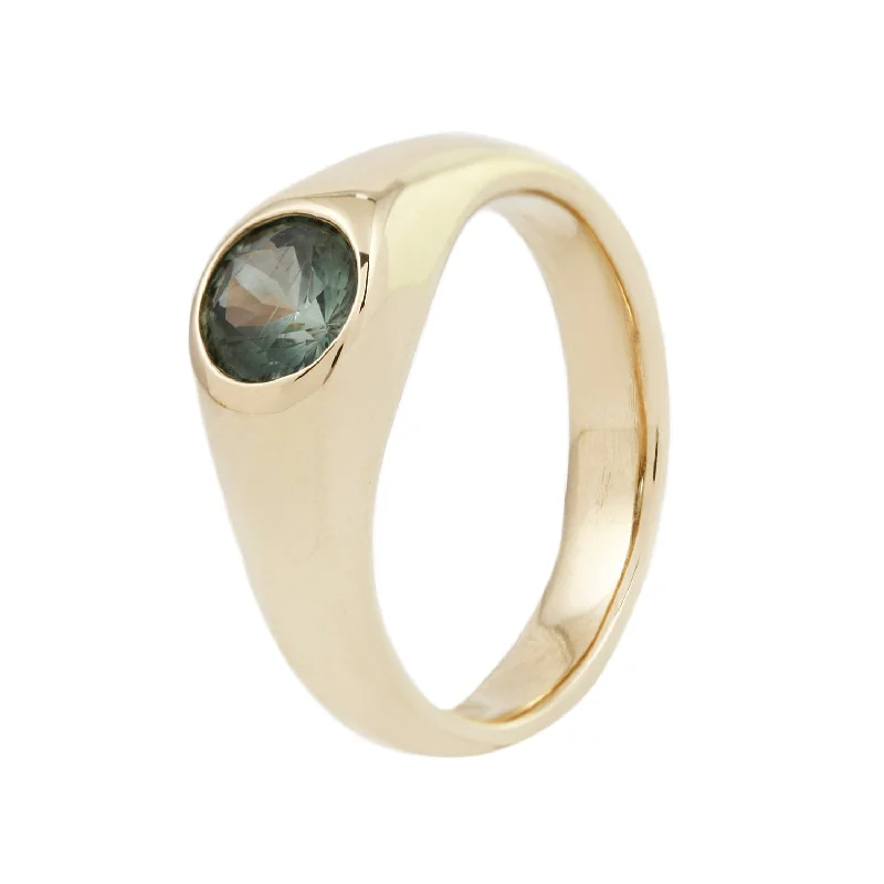 Women’s band rings-ASTRID RING / MONTANA SAPPHIRE