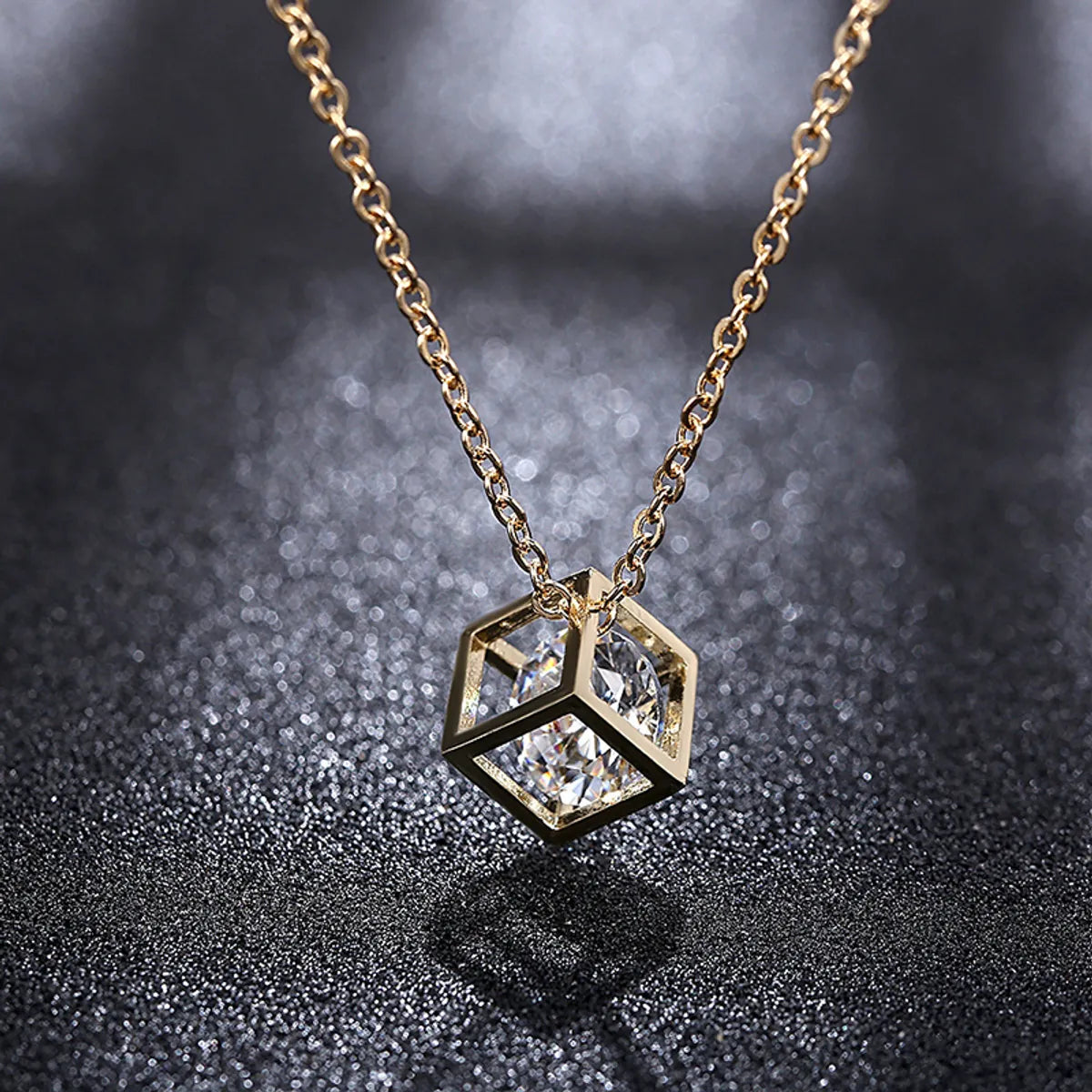 Women’s elegant silver necklace-Modern Style Square Stainless Steel Plating Hollow Out Inlay Zircon 18k Gold Plated Pendant Necklace