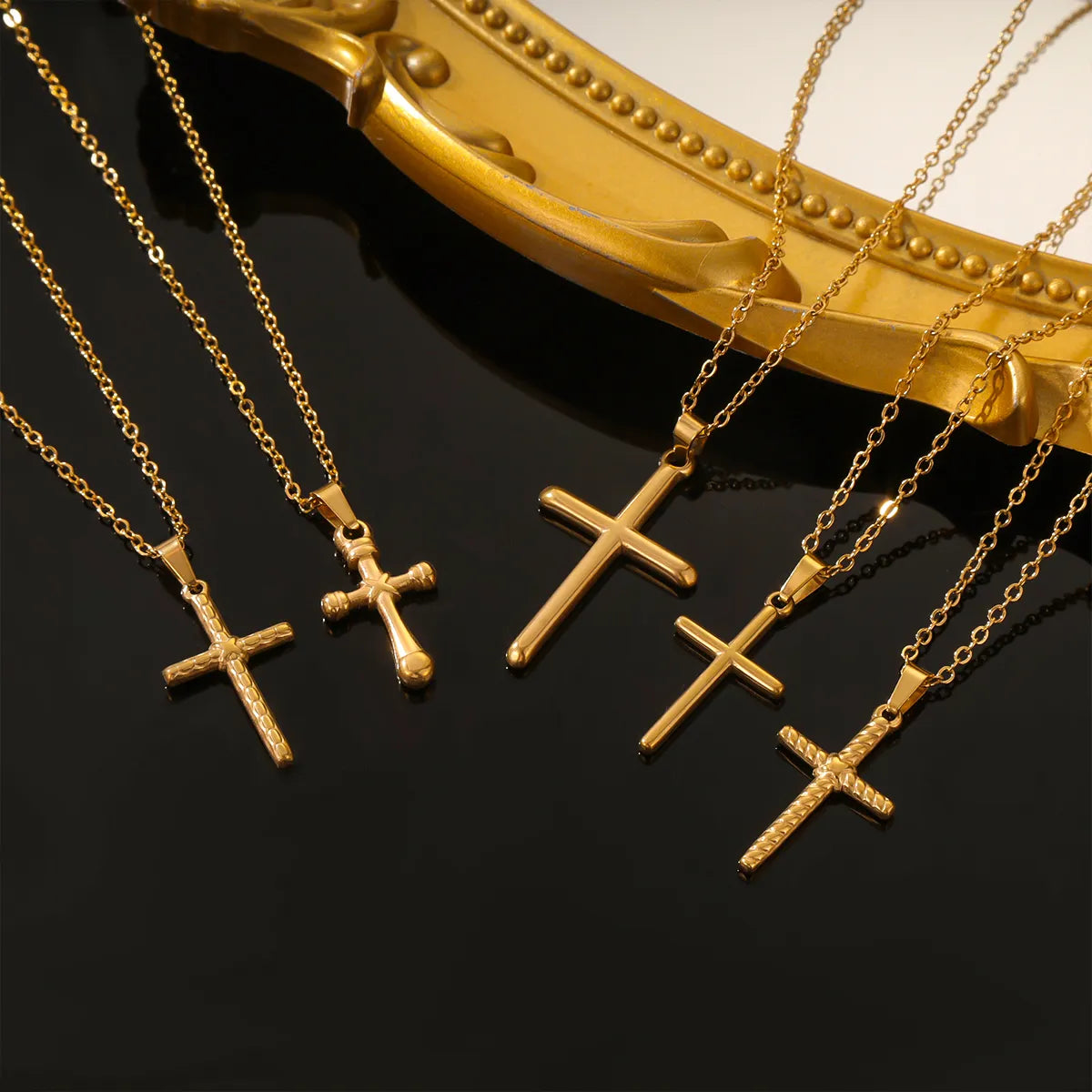 Women’s designer charm necklace-Elegant Vintage Style Cross Solid Color Stainless Steel Plating 18k Gold Plated Pendant Necklace