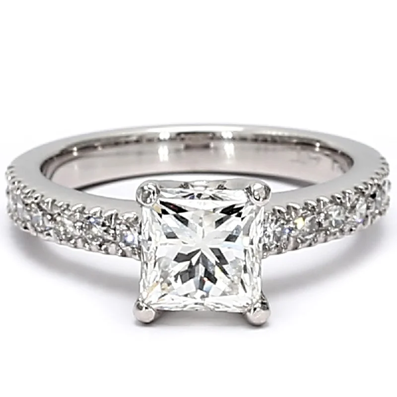 Women’s classic three-stone engagement ring-VS 2.38Ct Certified Princess Cut Diamond Platinum Engagement Ring