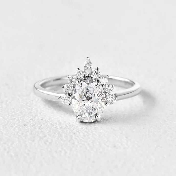 Women’s unique gold rings-1.0-2.0ct Oval Cut Lab Grown Diamond 4-Prong Gold Ring