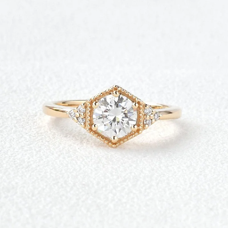 Women’s luxury diamond engagement rings-Geometric Moissanite Yellow Gold Ring