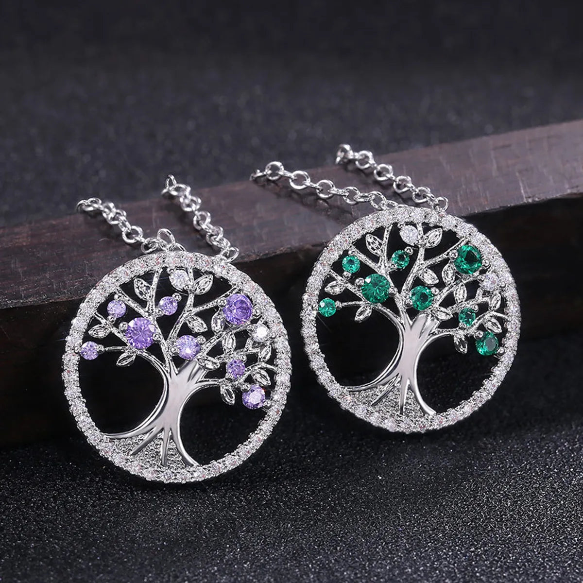 Women’s oval pendant necklace-Fashion Tree Copper Plating Zircon Pendant Necklace