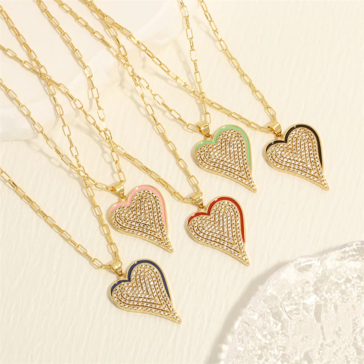 Women’s designer charm necklace-Simple Style Heart Shape Copper Enamel Inlay Zircon 18k Gold Plated Pendant Necklace