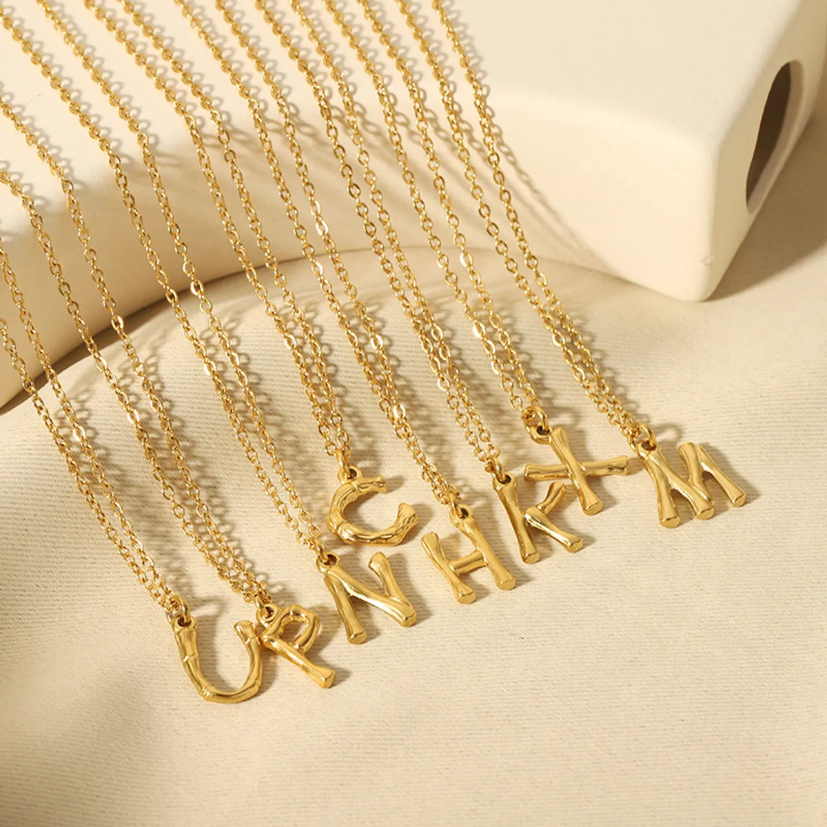 Women’s radiant gemstone necklace-Simple Style Letter Stainless Steel Plating 18k Gold Plated Sweater Chain