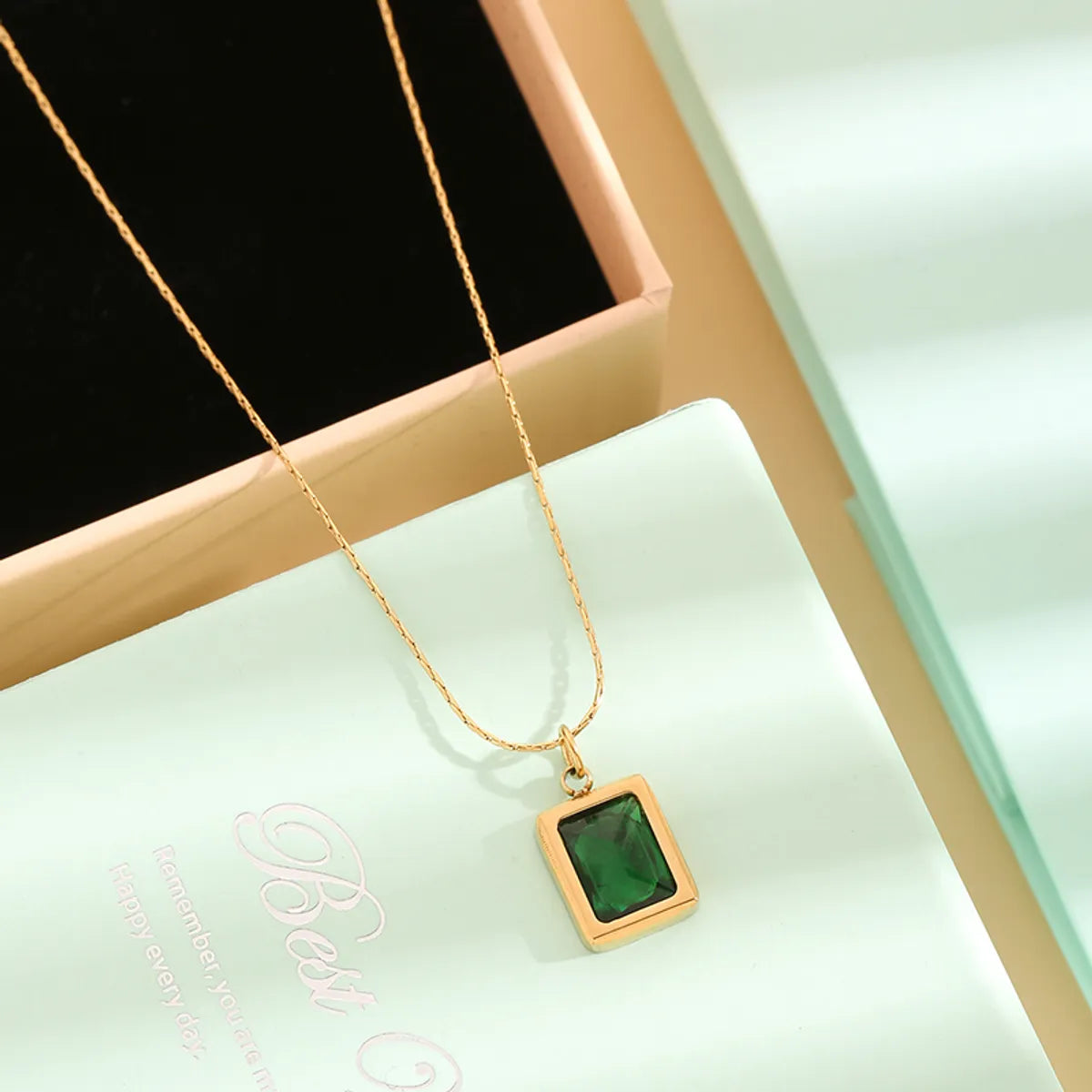 Women’s romantic gift necklace-Casual Elegant Simple Style Rectangle Titanium Steel Plating Inlay Rhinestones 18k Gold Plated Pendant Necklace