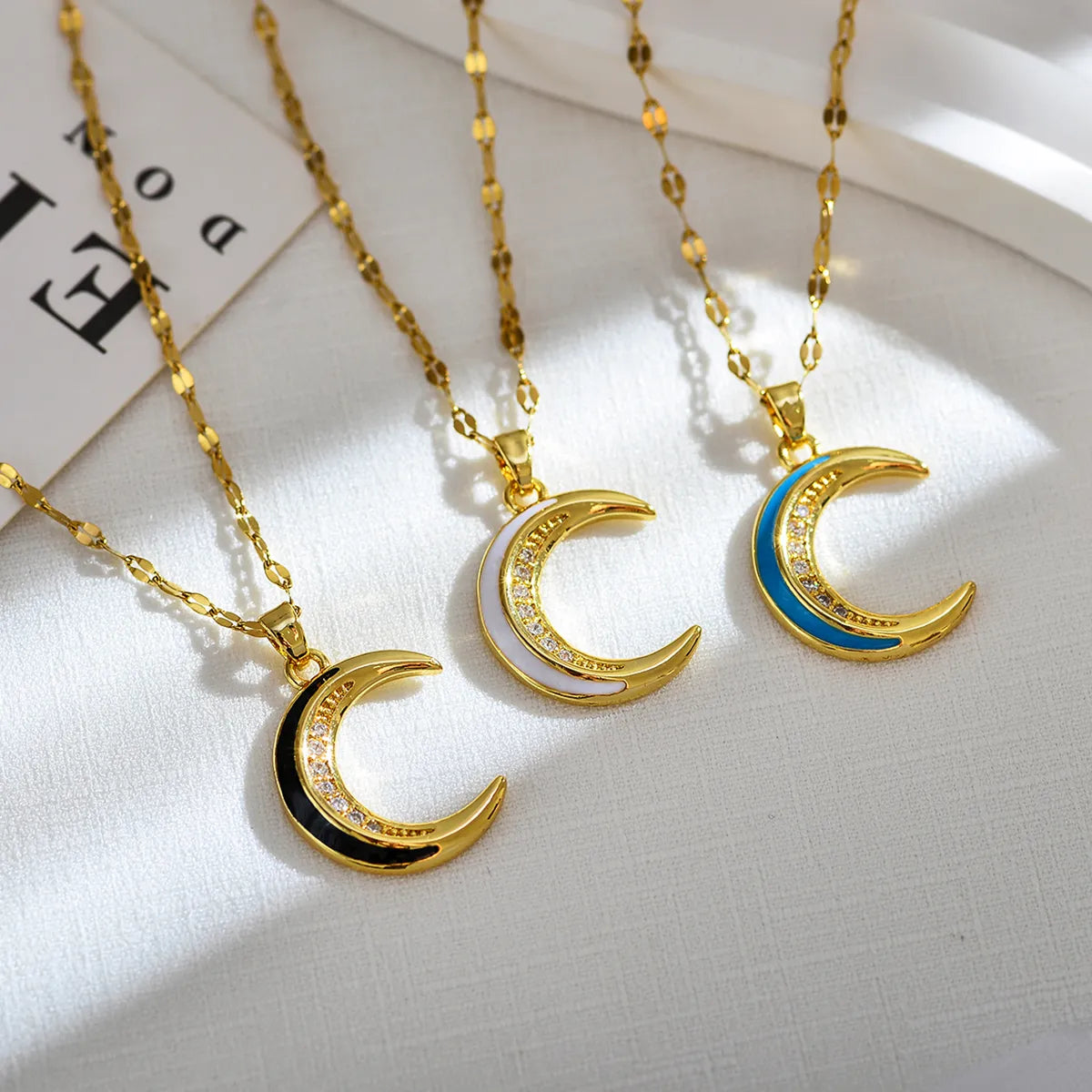 Women’s stylish necklace-Elegant Luxurious Moon Titanium Steel Copper Enamel Plating Inlay Zircon 18k Gold Plated Pendant Necklace