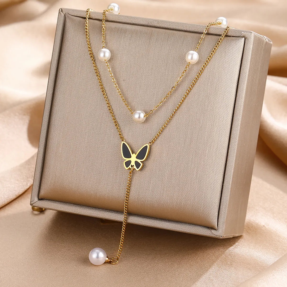 Women’s high-end necklace-Titanium Steel IG Style Butterfly Plating Inlay Artificial Pearls Double Layer Necklaces