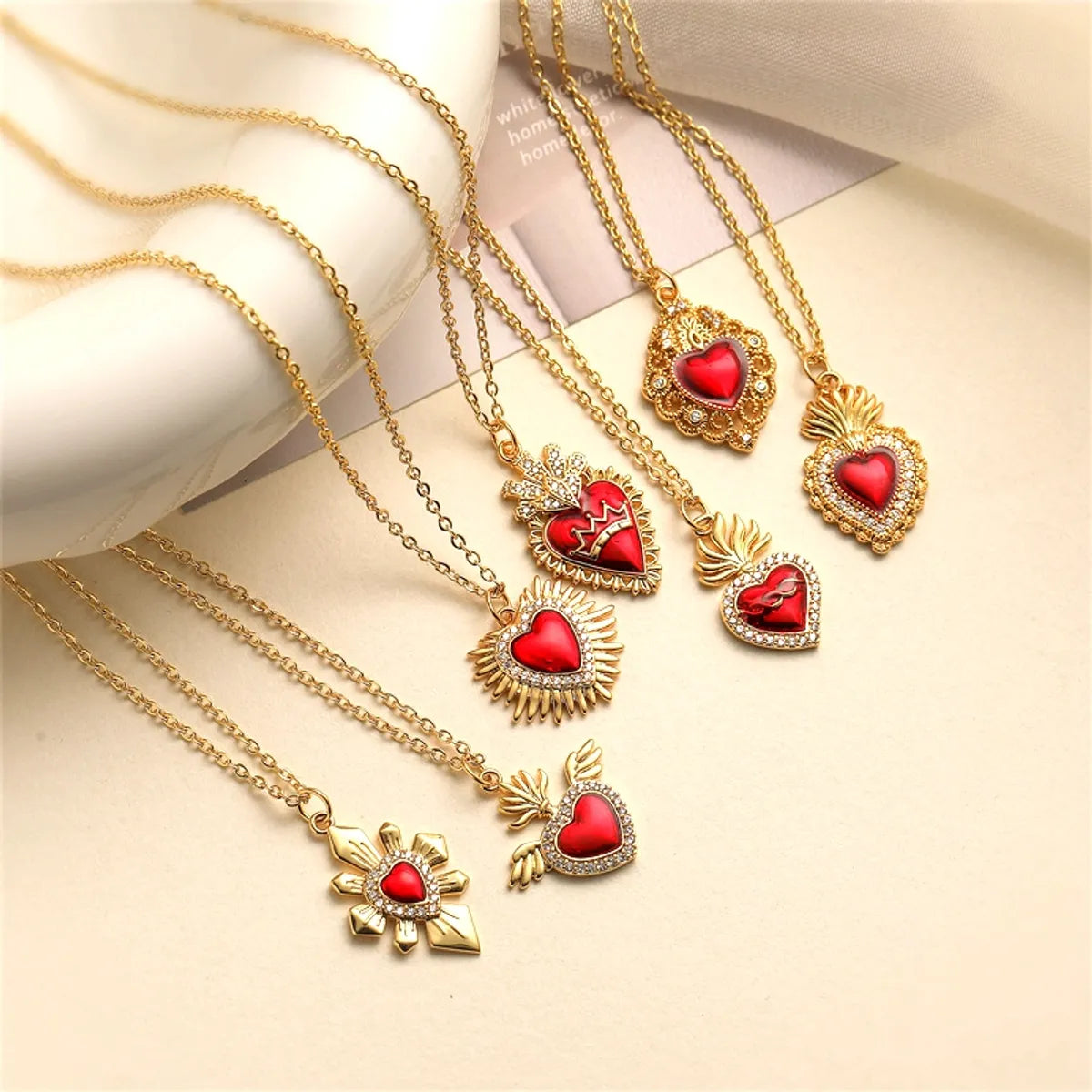 Women’s anniversary necklace-Ig Style Retro Heart Shape Wings Copper Plating Inlay Zircon Gold Plated Pendant Necklace